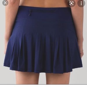 Size 12 navy circuit breaker skirt